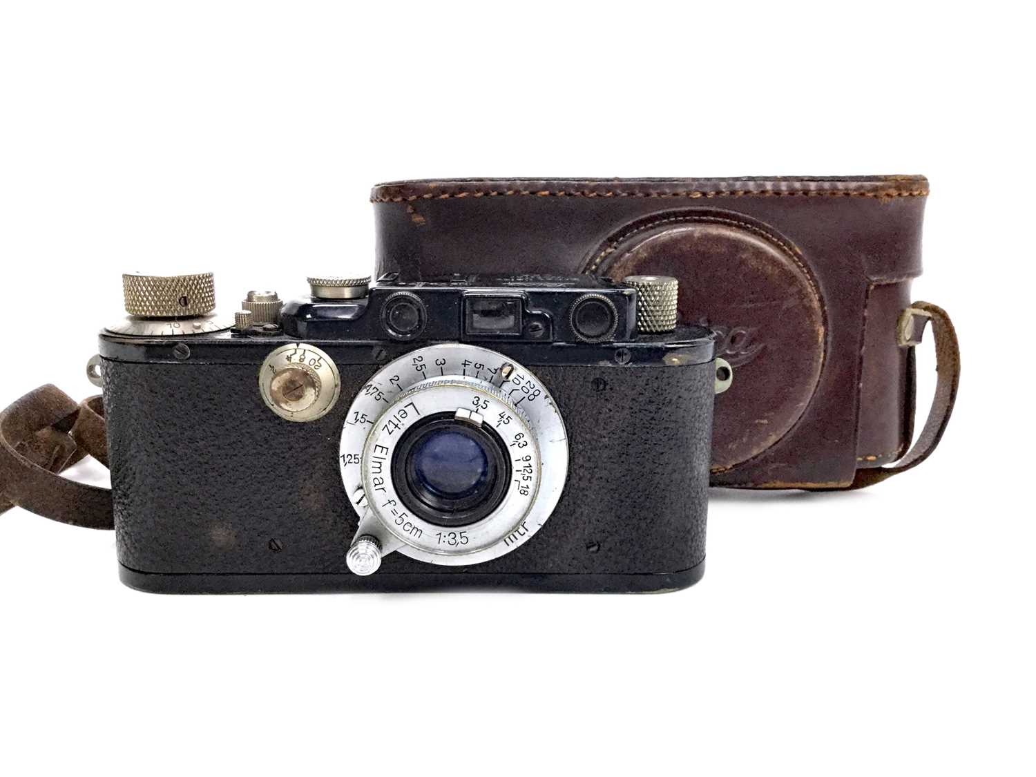 Lot 1114 - AN EARLY 20TH CENTURY LEICA CAMERA