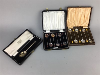 Lot 96 - A LOT OF CASED FLATWARE AND TWO CASED SETS OF SILVER BEAN TOP COFFEE SPOONS