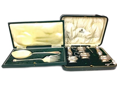 Lot 444 - A PAIR OF CASED SILVER SERVERS ALONG WITH A CASED SILVER CRUET