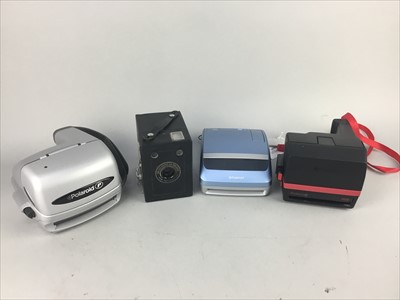 Lot 344 - A LOT OF CAMERAS INCLUDING KODAK AND POLAROID