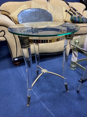 Lot 307 - A MODERN GLASS CIRCULAR OCCASIONAL TABLE / A MODERN GLASS TOPPED OCCASIONAL TABLE
