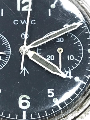 Lot 806 - A GENTLEMAN'S CWC MILITARY ISSUE WATCH