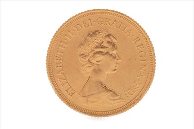 Lot 93 - A GOLD SOVEREIGN, 1976