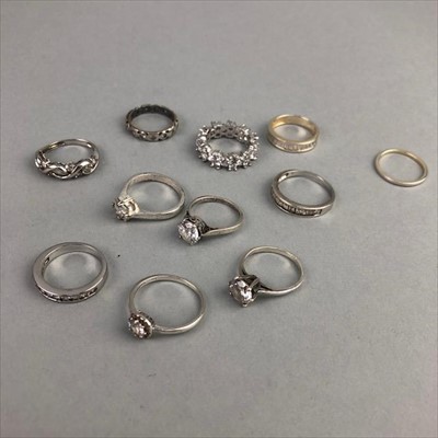 Lot 20 - A LOT OF SILVER RINGS