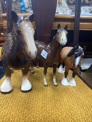 Lot 510 - A LOT OF CERAMIC AND OTHER HORSE FIGURES