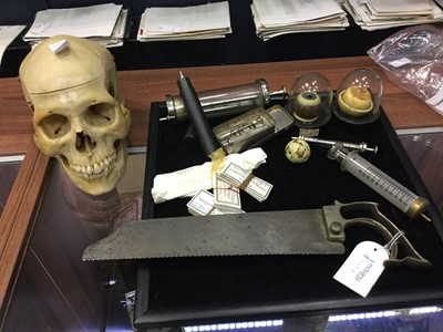 Lot 1127 - AN ANATOMICAL HUMAN SKULL AND OTHER MEDICAL ARTEFACTS