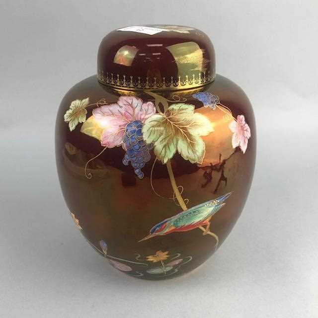 Lot 12 - A CARLTON WARE ROUGE ROYALE GINGER JAR AND COVER
