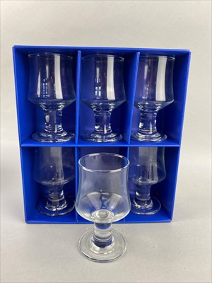 Lot 150 - A LOT OF DRINKING GLASSES AND BLUE AND WHITE CERAMICS