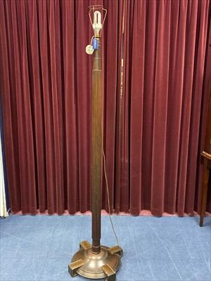 Lot 458 - A MAHOGANY STANDARD LAMP