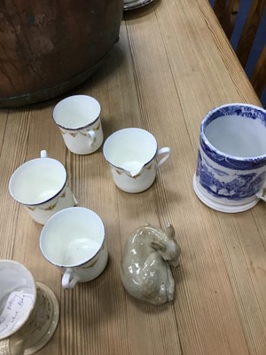 Lot 388 - A 19TH CENTURY POTTERY BLUE AND WHITE MUG AND OTHER CERAMICS