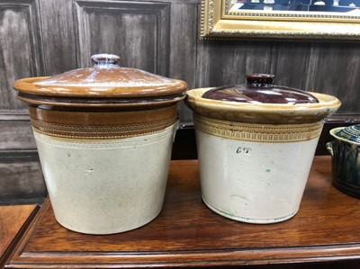 Lot 390 - A STONEWARE CROCK AND OTHER CROCKS