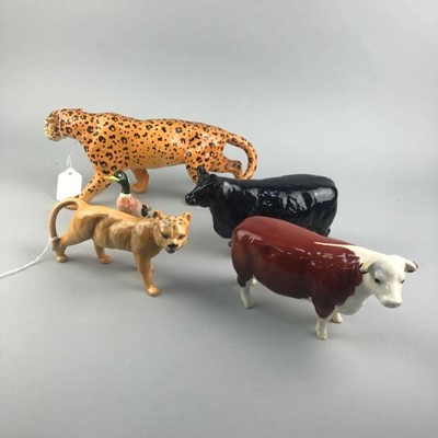 Lot 33 - A LOT OF ANIMAL FIGURES INCLUDING BESWICK AND ROYAL DOULTON
