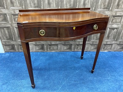 Lot 234 - A MAHOGANY SERPENTINE FRONTED SIDE TABLE