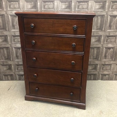 Lot 267 - A MODERN CHEST OF FIVE DRAWERS