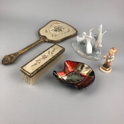 Lot 324 - A NAO FIGURE GROUP, A Hummel FIGURE AND OTHER ITEMS