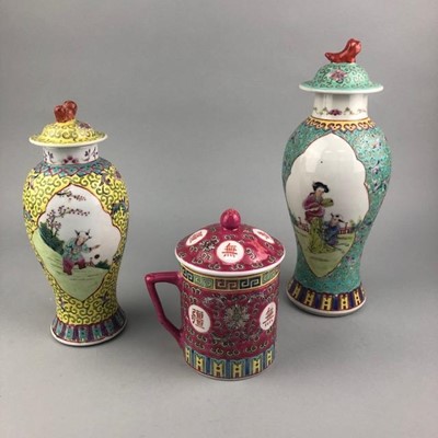Lot 79 - A CHINESE BARREL SHAPED LIDDED JAR AND OTHER CERAMICS