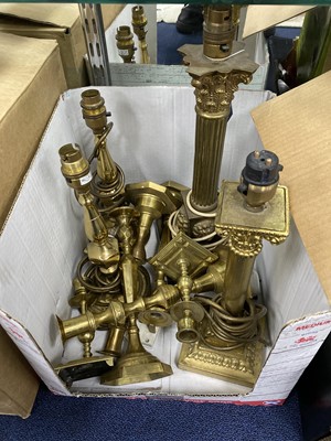 Lot 107 - A BRASS COLUMN TABLE LAMP AND OTHER BRASS ITEMS