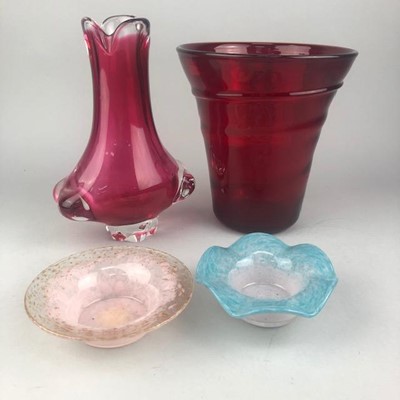 Lot 2 - A STRATHERN GLASS VASE AND OTHER GLASS ITEMS