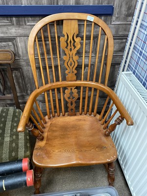 Lot 305 - A STAINED WOOD WINDSOR STYLE ARMCHAIR