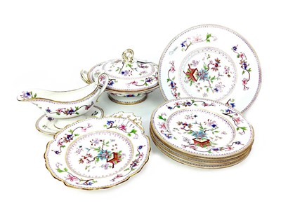 Lot 1054 - A 19TH CENTURY WORCESTER DINNER SERVICE