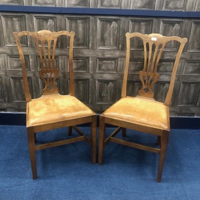 Lot 279 - A SET OF SIX GEORGE III STYLE OAK DINING CHAIRS