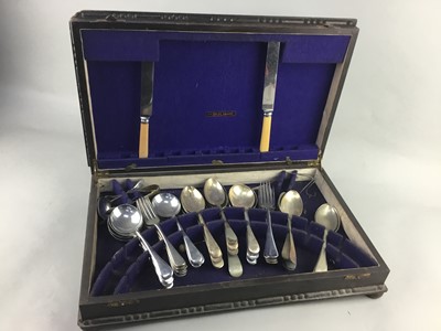 Lot 299 - A CANTEEN OF SILVER PLATED CUTLERY AND OTHER ITEMS