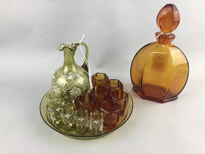 Lot 305 - A COLOURED GLASS DECANTER AND SIX SHOT GLASS SET AND OTHER GLASS ITEMS