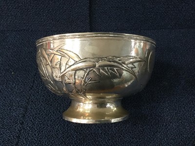 Lot 801 - AN EARLY 20TH CENTURY CHINESE SILVER BOWL