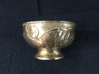 Lot 801 - AN EARLY 20TH CENTURY CHINESE SILVER BOWL