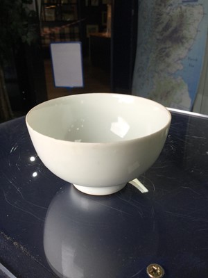 Lot 819 - A LATE 19TH/EARLY 20TH CENTURY CHINESE BLANC DE CHINE CIRCULAR BOWL