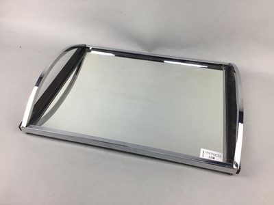 Lot 338 - AN ART DECO STYLE MIRRORED TRAY AND OTHER ITEMS