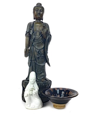 Lot 877 - A CHINESE BOWL AND TWO BUDDHAS
