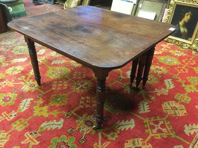 Lot 1218 - A REGENCY MAHOGANY EXTENDING DINING TABLE AND  A TABLE LEAF HOLDER