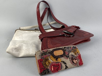 Lot 39 - A COLLECTION OF LADIES HANDBAGS