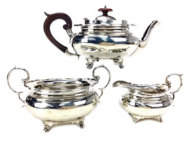Lot 1306 - AN EARLY 20TH CENTURY SILVER THREE PIECE TEA SERVICE