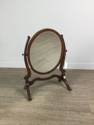 Lot 1388 - MAHOGANY UPRIGHT OVAL DRESSING MIRROR