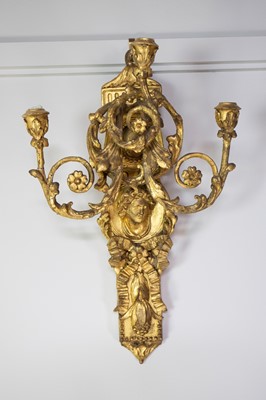 Lot 1385 - A GILTWOOD AND GESSO WALL SCONCE