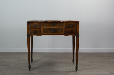 Lot 1338 - AN EARLY 19TH CENTURY ITALIAN WALNUT DRESSING TABLE