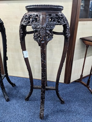 Lot 1337 - A 19TH CENTURY CHINESE PADOUKWOOD CIRCULAR SHAPED PLANT STAND