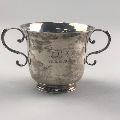 Lot 223 - A SMALL TWIN HANDLED CUP