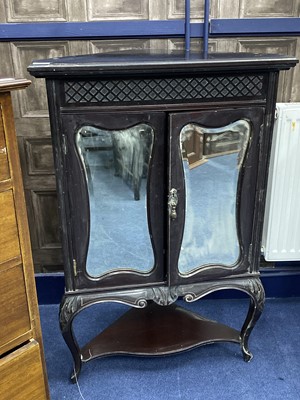 Lot 85 - AN EARLY 20TH CENTURY STAINED WOOD CORNER CABINET