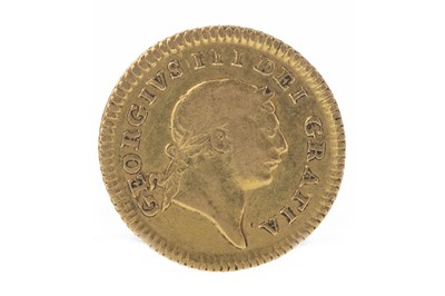 Lot 136 - GEORGE III (1760 - 1820) THIRD GUINEA DATED 1804