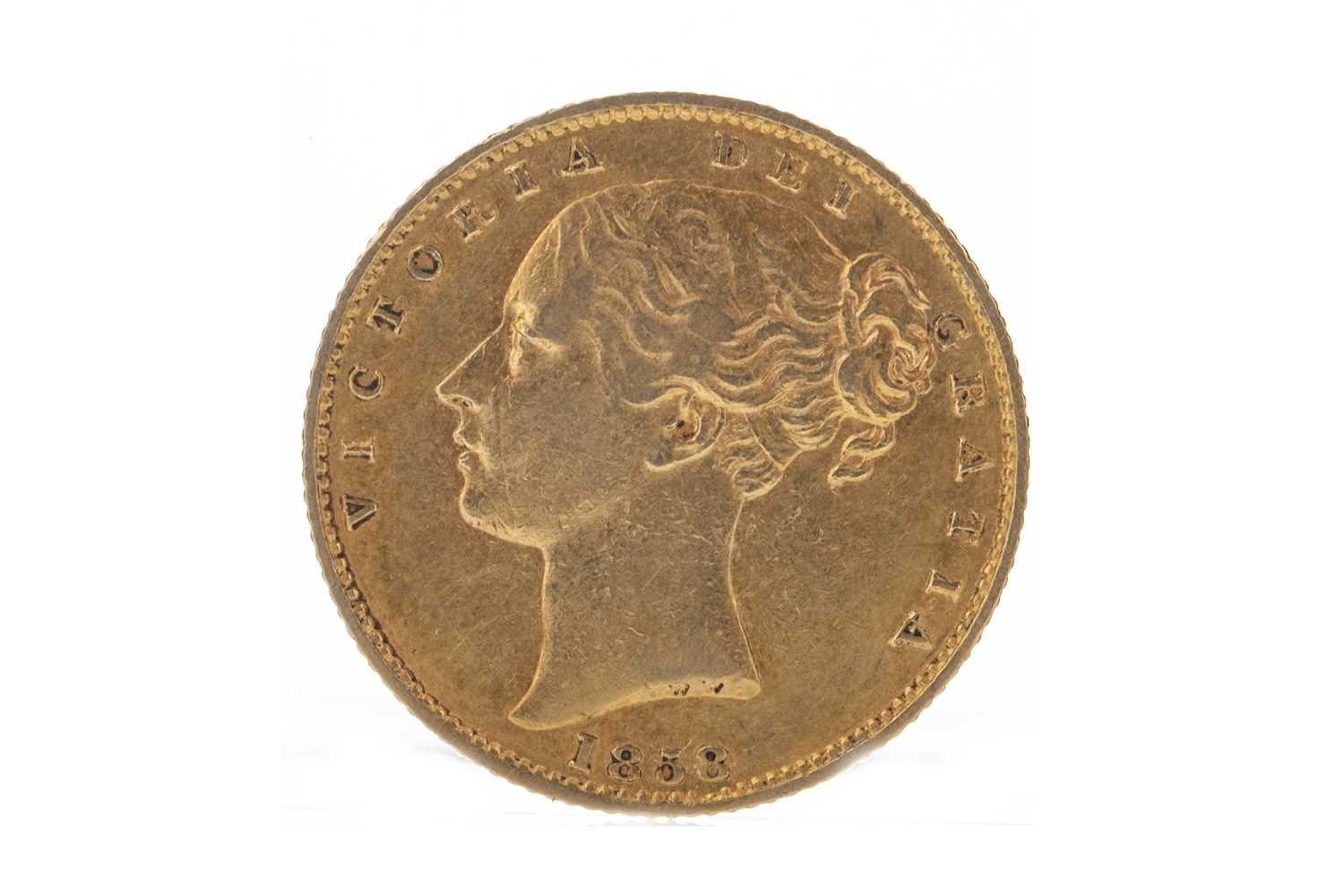 Lot 137 - QUEEN VICTORIA (1837 - 1901) SOVEREIGN DATED 1858