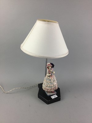 Lot 368 - A ROYAL DOULTON FIGURAL TABLE LAMP