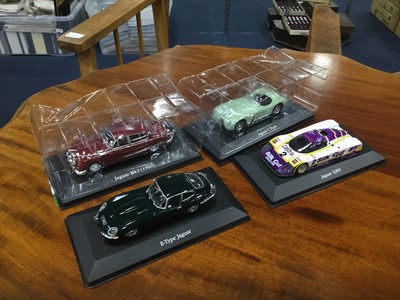 Lot 418 - A COLLECTION OF JAGUAR MODEL CARS AND OTHER ITEMS