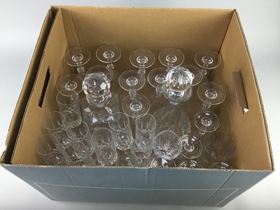 Lot 136 - A LOT OF GLASS ITEMS INCLUDING DECANTERS