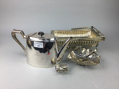 Lot 169 - A LOT OF SILVER PLATED WARE INCLUDING A THREE PIECE TEA SERVICE