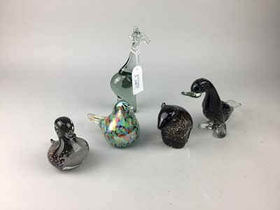 Lot 178 - A LOT OF FIVE COLOURED GLASS ANIMALS AND BIRDS