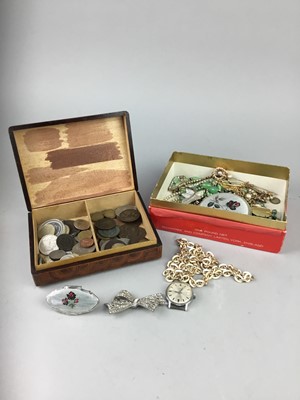 Lot 183 - A LOT OF COSTUME JEWELLERY AND COINS