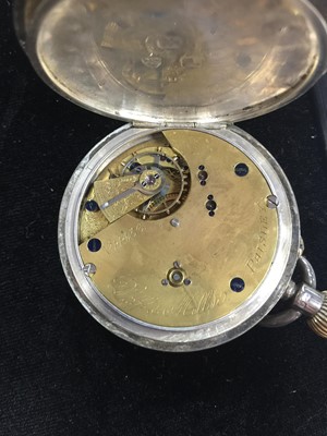 Lot 711 - A GENTLEMAN'S TUDOR STAINLESS STEEL MANUAL WIND WRIST WATCH AND A SILVER POCKET WATCH